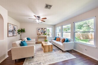 8716 Corran Ferry Dr in Austin, TX - Building Photo - Building Photo