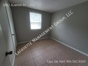 3812 Almeda St in Jacksonville, FL - Building Photo - Building Photo