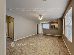 4937 Droubay Dr in Las Vegas, NV - Building Photo - Building Photo