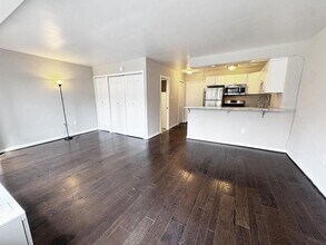 922 24th St NW, Unit 107 in Washington, DC - Building Photo - Building Photo