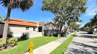 8337 NW 142nd St in Hialeah, FL - Building Photo - Building Photo