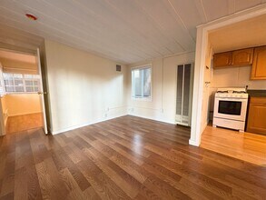 1221-1227 Byron St in Palo Alto, CA - Building Photo - Building Photo