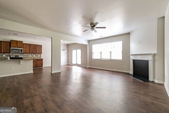 207 Hollyhock Ln in Dallas, GA - Building Photo - Building Photo