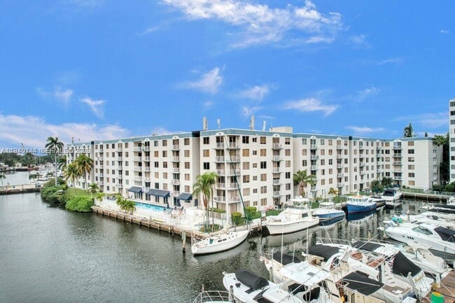 property at 1740 NW N River Dr