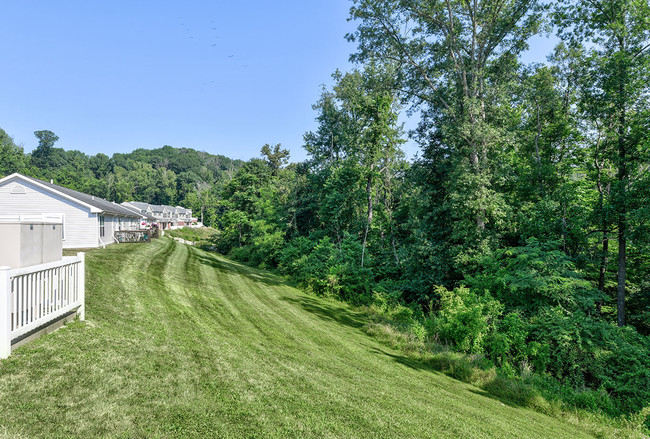 Clover Ridge in Mcconnelsville, OH - Building Photo - Building Photo