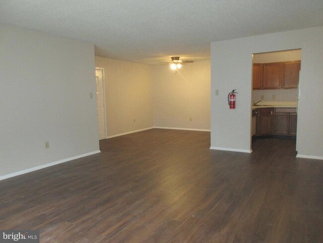 5407A Aberdeen Dr in Mount Laurel, NJ - Building Photo - Building Photo