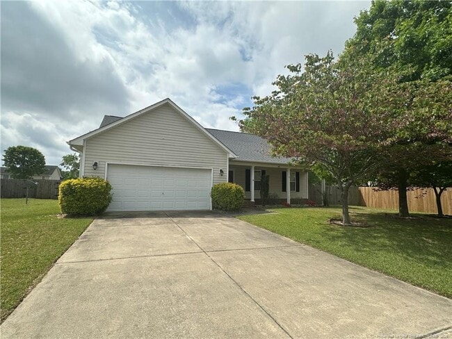 30 Macon Ct E in Sanford, NC - Building Photo - Building Photo