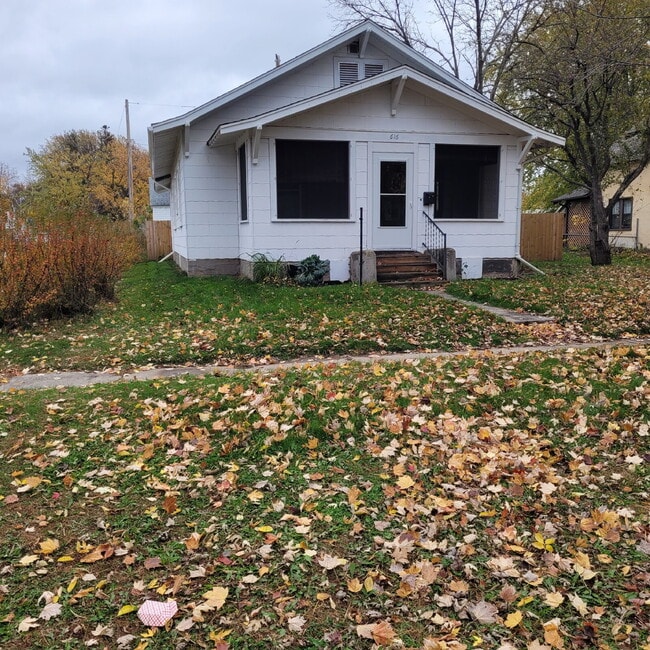 property at 616 3rd Ave NE