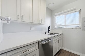 267 S Ventura Rd in Port Hueneme, CA - Building Photo - Building Photo