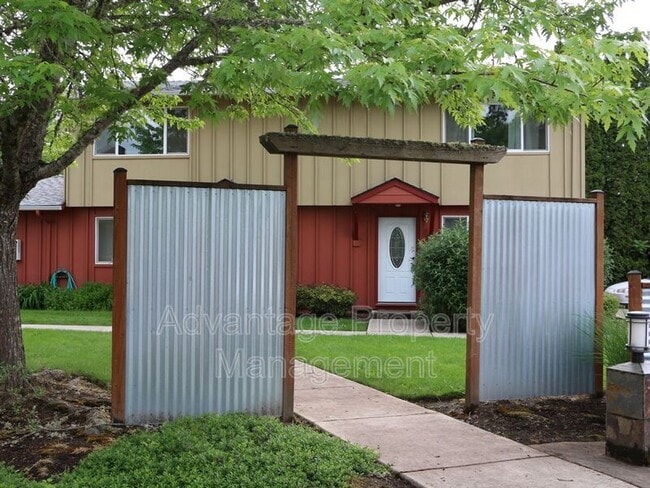 1250 NW 23rd St in Corvallis, OR - Building Photo - Building Photo