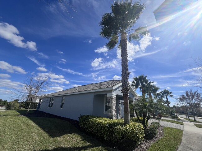 1401-4 Clubman Dr in Davenport, FL - Building Photo - Building Photo