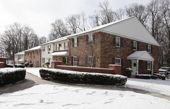 Hampshire Place in Coatesville, PA - Building Photo - Building Photo