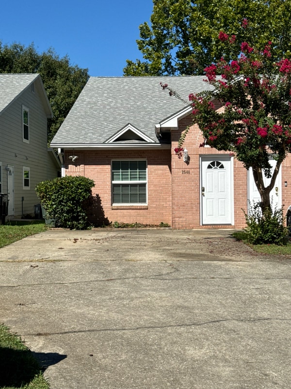 property at 2548 Golden Park Ln