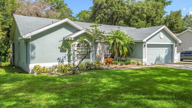 property at 1328 Crown Isle Cir