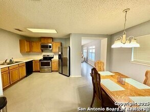 6322 Regency Wood in San Antonio, TX - Building Photo - Building Photo