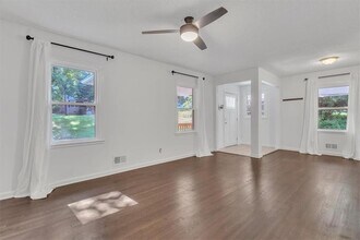 2473 Harwood Dr in East Point, GA - Building Photo - Building Photo