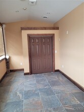 6475 Collamer Rd in East Syracuse, NY - Building Photo - Building Photo