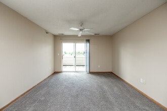 The Lofts at NorthPark in Johnston, IA - Foto de edificio - Interior Photo