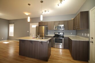 16119-16141 141 St NW in Edmonton, AB - Building Photo - Building Photo