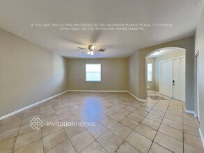 276 Berenger Walk in Royal Palm Beach, FL - Building Photo - Building Photo