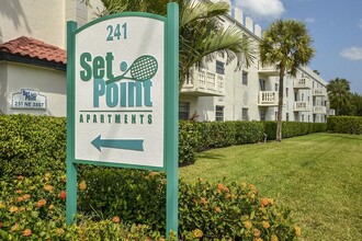 Set Point Garden in Fort Lauderdale, FL - Building Photo - Building Photo