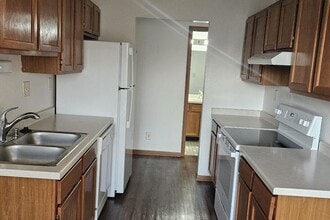 Toldt Terrace Apartments in Milwaukee, WI - Building Photo - Building Photo