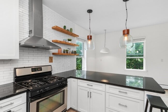 112 Thornton St, Unit 2