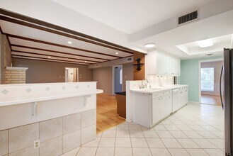 6500 Sumac Dr in Austin, TX - Building Photo - Building Photo