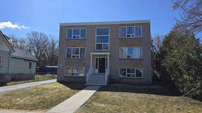 property at 42 Cumberland St