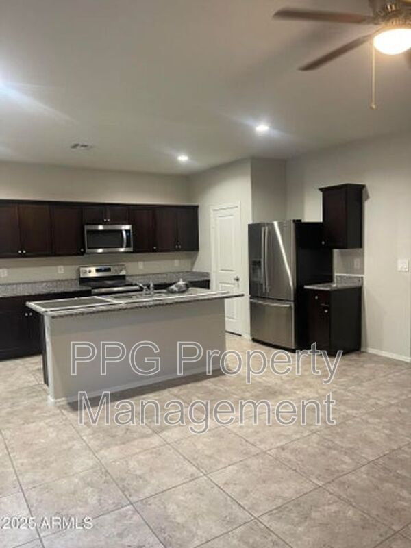 4607 W Basil Ave in Coolidge, AZ - Building Photo - Building Photo