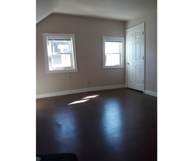 3818 W Cold Spring Ln in Baltimore, MD - Building Photo - Building Photo