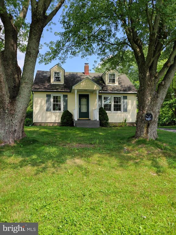 property at 994 Gravel Pike