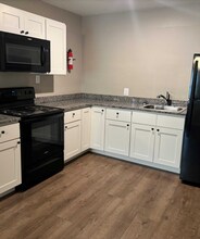 Sunshine Apartments in Bonne Terre, MO - Foto de edificio - Interior Photo