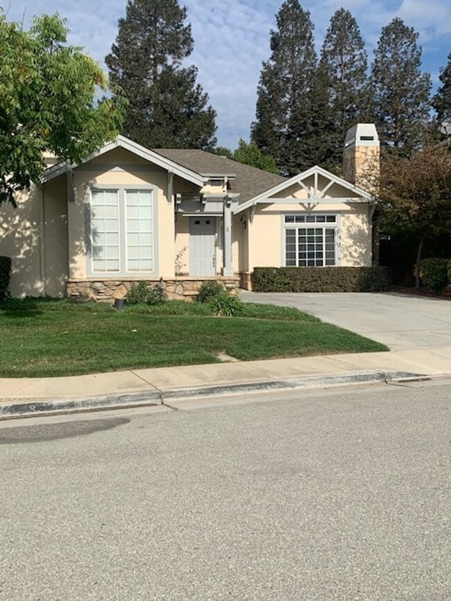 585 Calle Viento in Morgan Hill, CA - Building Photo - Building Photo