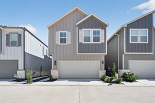 1518 Red Acer Dr in Houston, TX - Building Photo