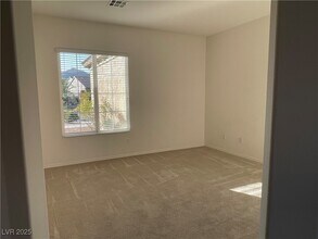 2049 Powder Springs St in Henderson, NV - Building Photo - Building Photo