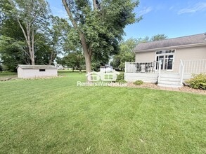 840 Park Ave in Hamburg, MN - Foto de edificio - Building Photo