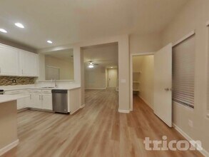 17102 N 185th Ln in Surprise, AZ - Foto de edificio - Building Photo