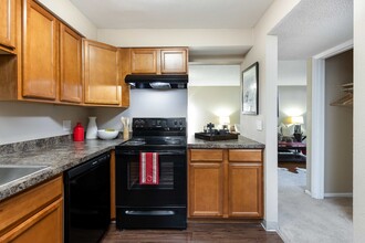 Webster Lake Apartments in Northglenn, CO - Building Photo - Building Photo