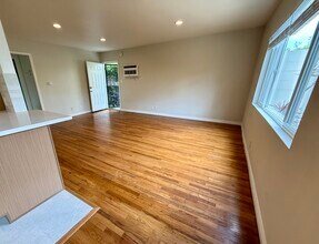 11605 W Washington Blvd in Los Angeles, CA - Building Photo - Building Photo