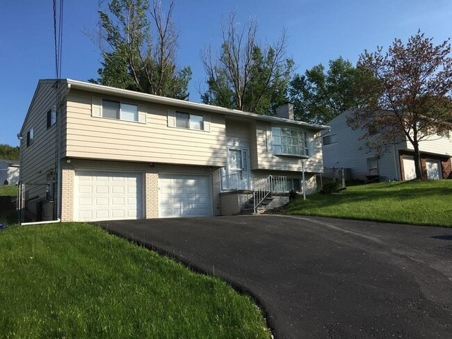 property at 4148 Marietta Dr