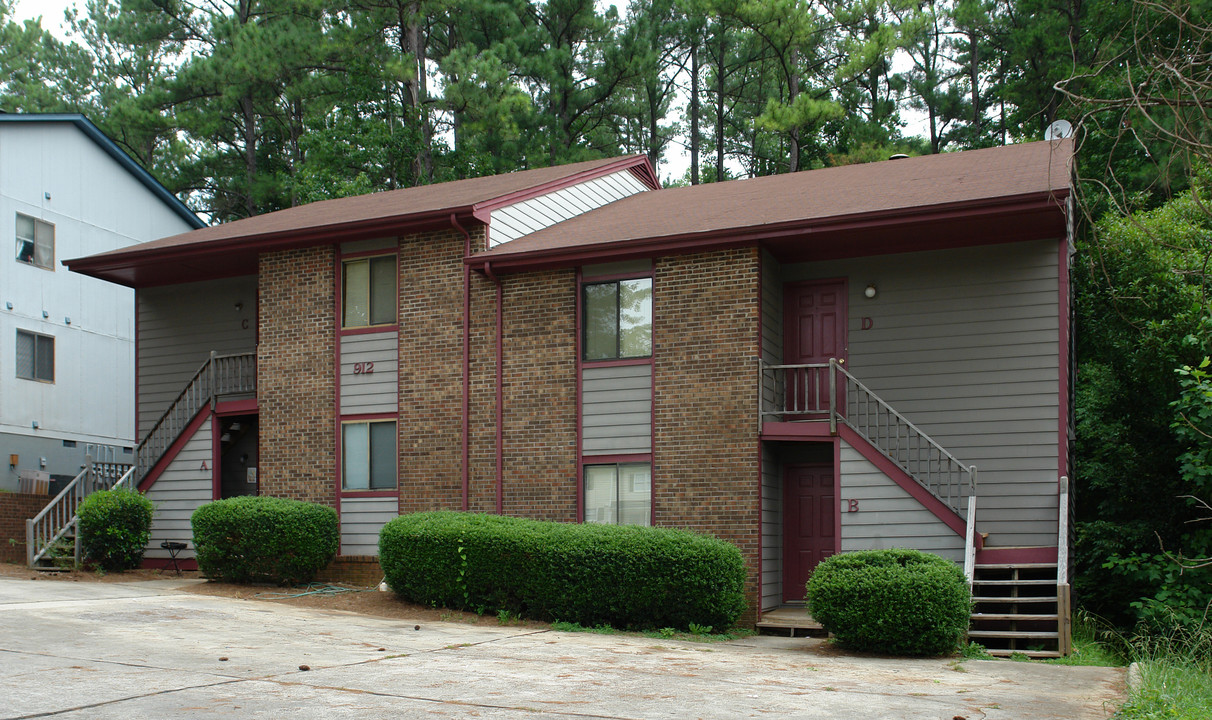 912 Hearthridge Rd in Raleigh, NC - Building Photo