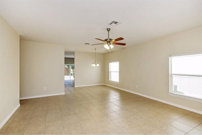 5218 Lorilawn Dr in Orlando, FL - Building Photo - Building Photo