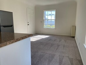 6160 Orange St in Los Angeles, CA - Building Photo - Building Photo