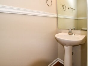 33 Scott Hollow Dr in Winston-Salem, NC - Building Photo - Building Photo