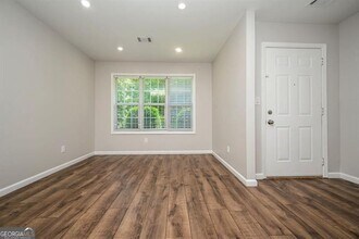 140 Whitehead Dr in Covington, GA - Building Photo - Building Photo