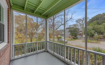 819 W 51st St in Norfolk, VA - Building Photo - Building Photo