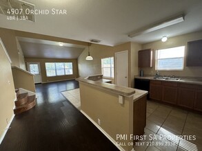 4907 Orchid Star in San Antonio, TX - Building Photo - Building Photo