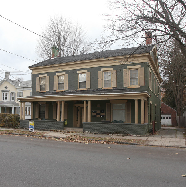 109 Saint James St in Kingston, NY - Building Photo - Building Photo