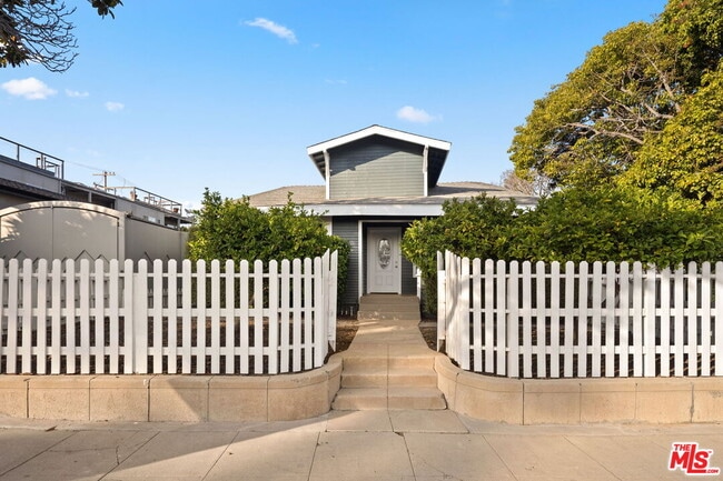 336 5th Ave in Los Angeles, CA - Building Photo - Building Photo